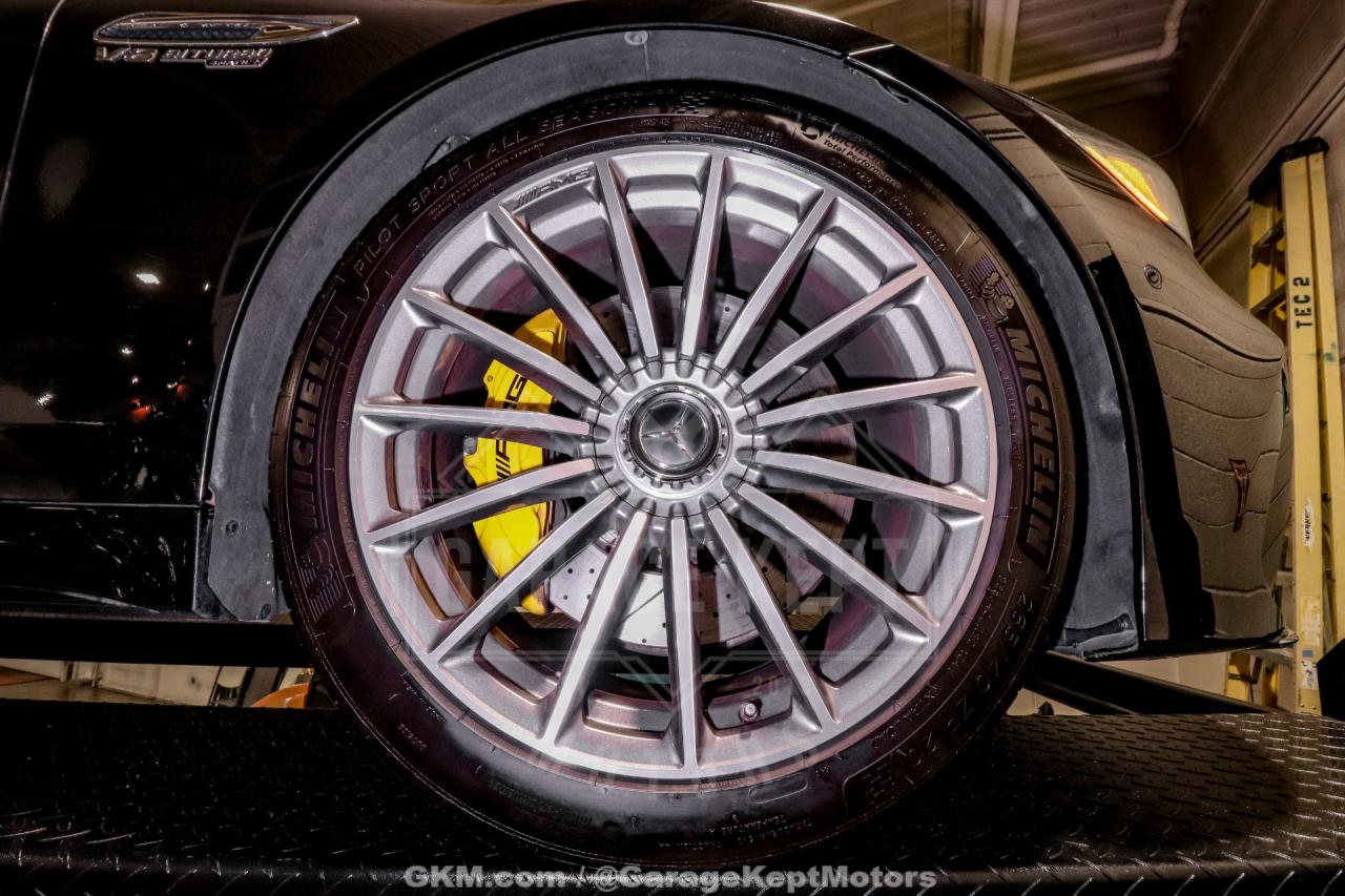 2019 Mercedes - Benz AMG GT