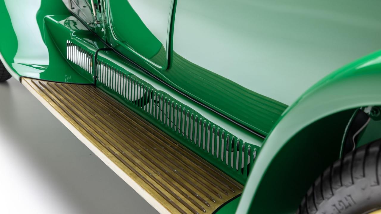 1928 Bugatti Type 44 Torp&eacute;do by Figoni