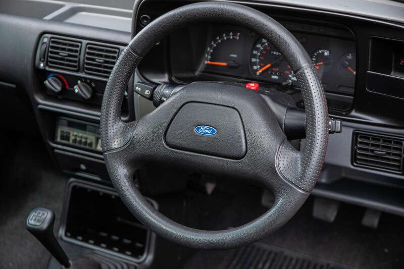 1990 Ford ESCORT 1600 SPORT