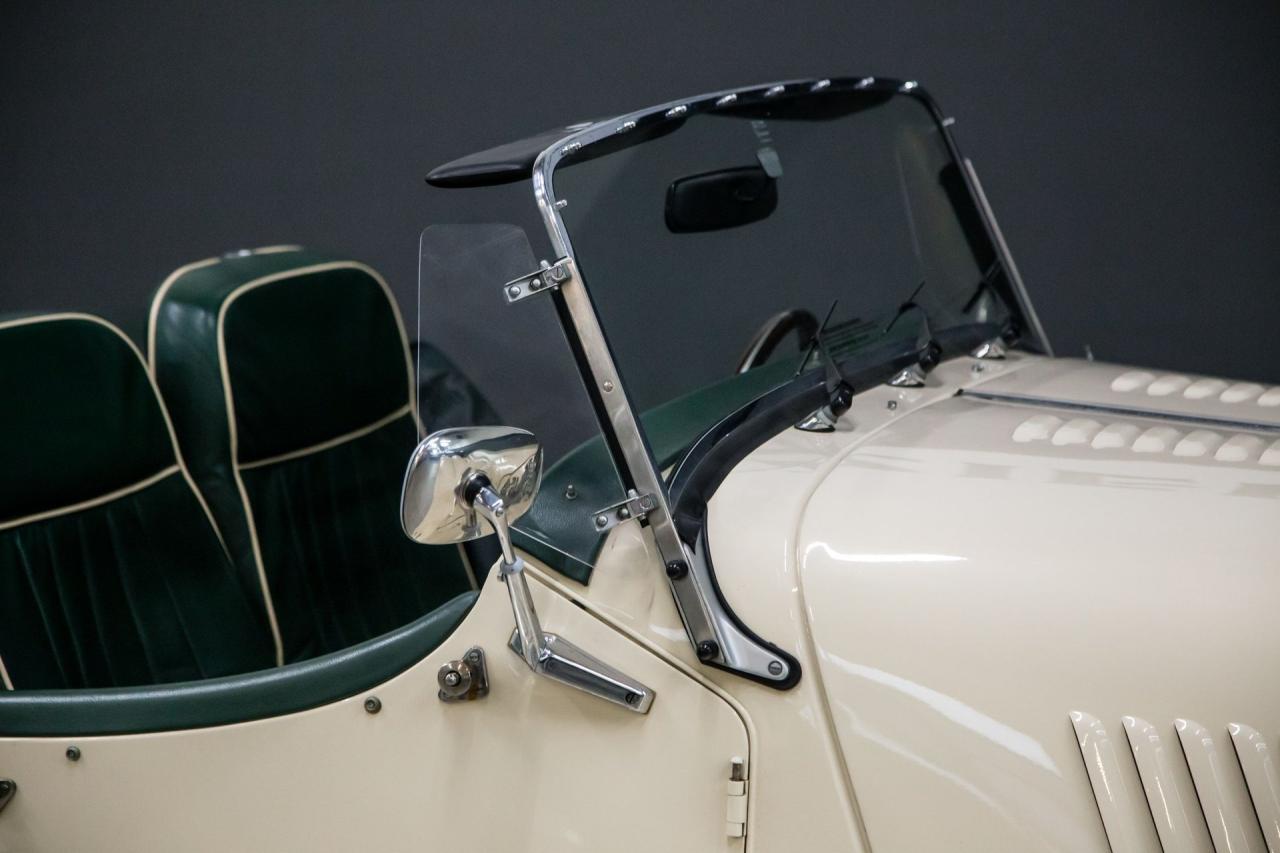 1998 Morgan Plus 8