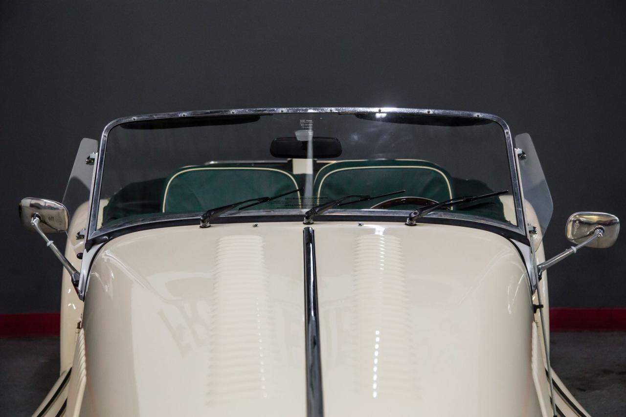 1998 Morgan Plus 8