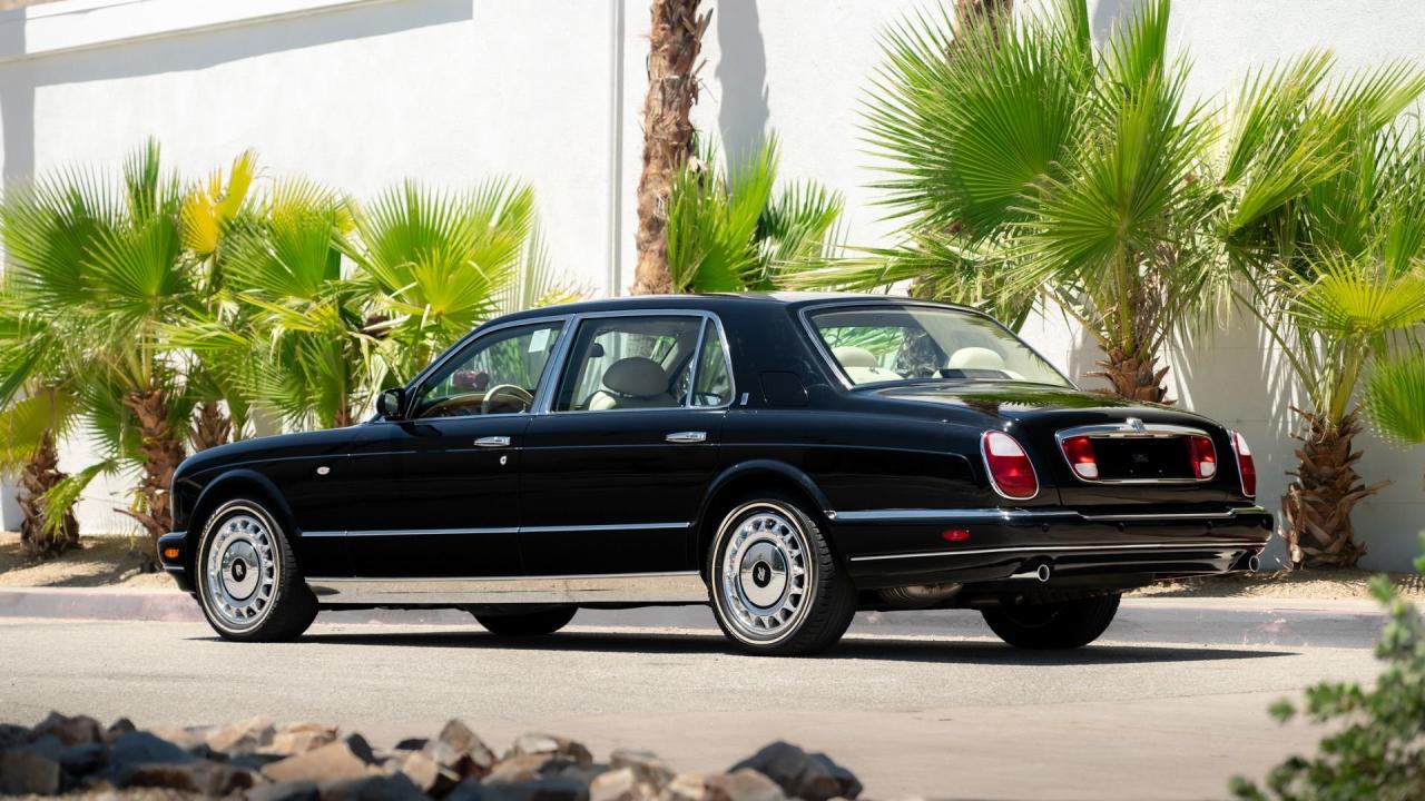 2002 Rolls - Royce Park Ward