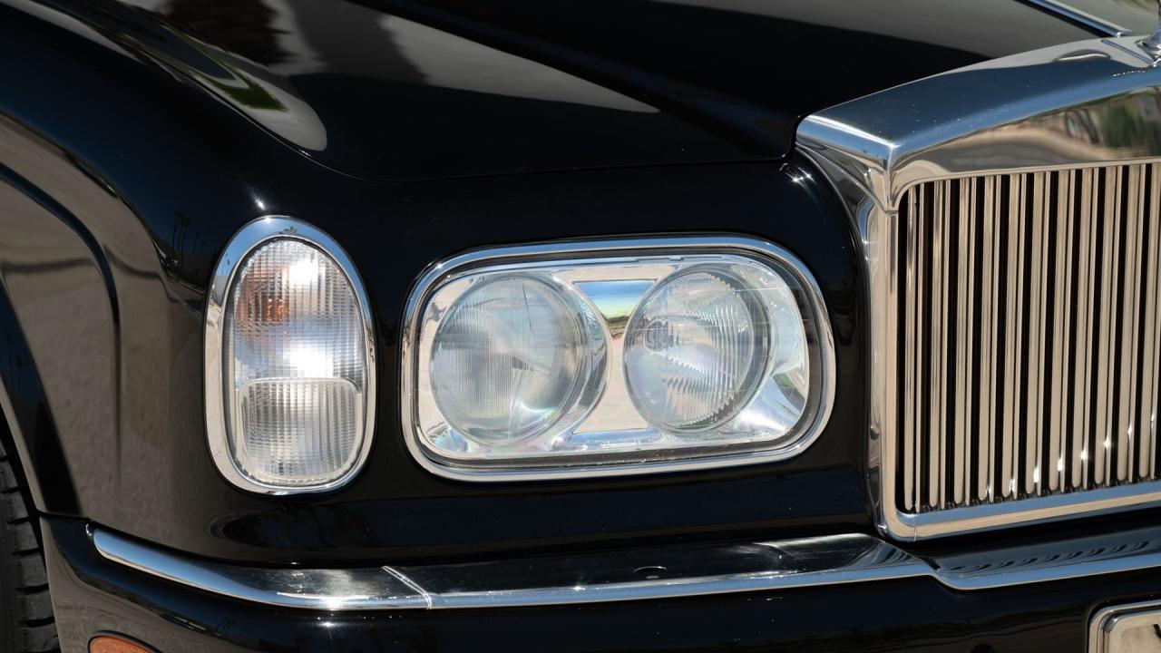 2002 Rolls - Royce Park Ward