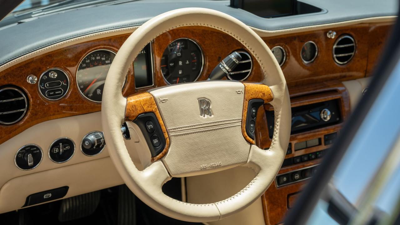 2002 Rolls - Royce Park Ward