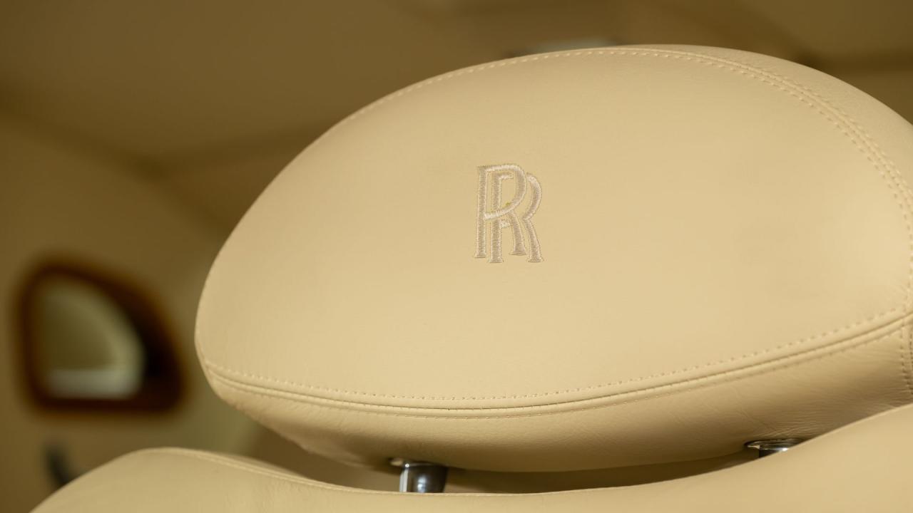 2002 Rolls - Royce Park Ward