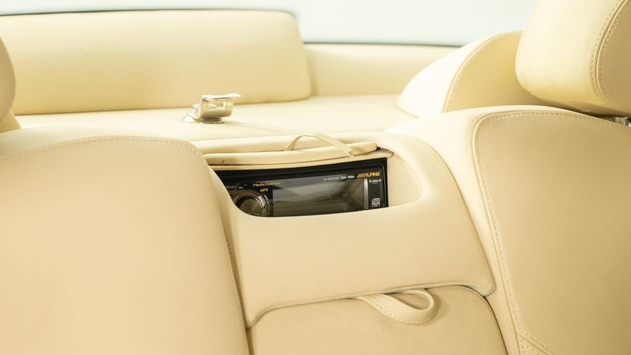 2002 Rolls - Royce Park Ward