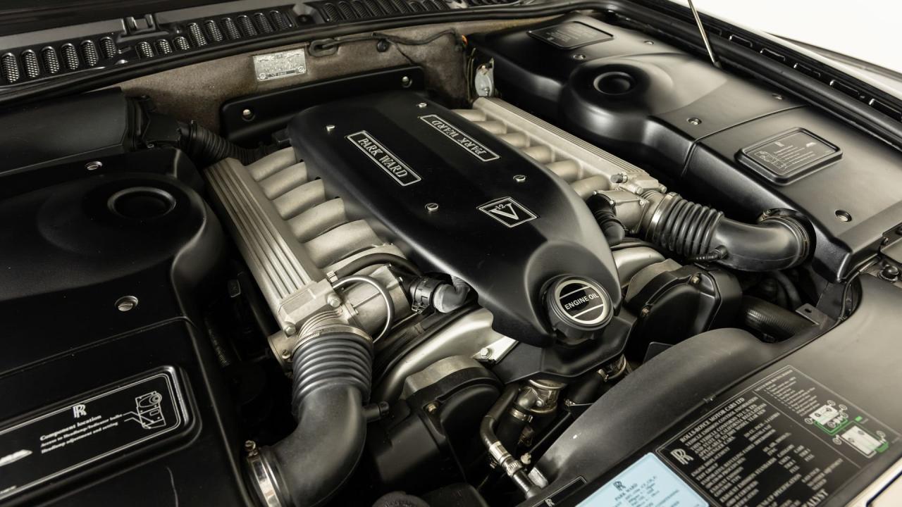 2002 Rolls - Royce Park Ward