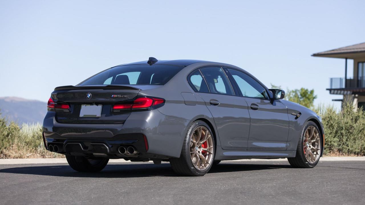 2022 BMW M5 CS