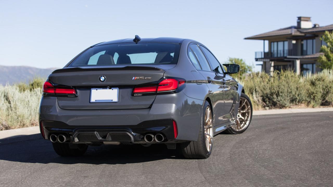 2022 BMW M5 CS