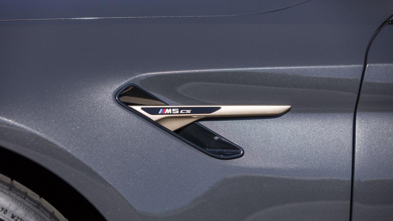 2022 BMW M5 CS