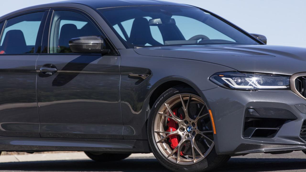 2022 BMW M5 CS