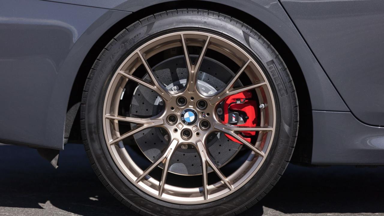 2022 BMW M5 CS