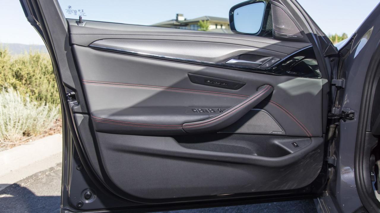 2022 BMW M5 CS