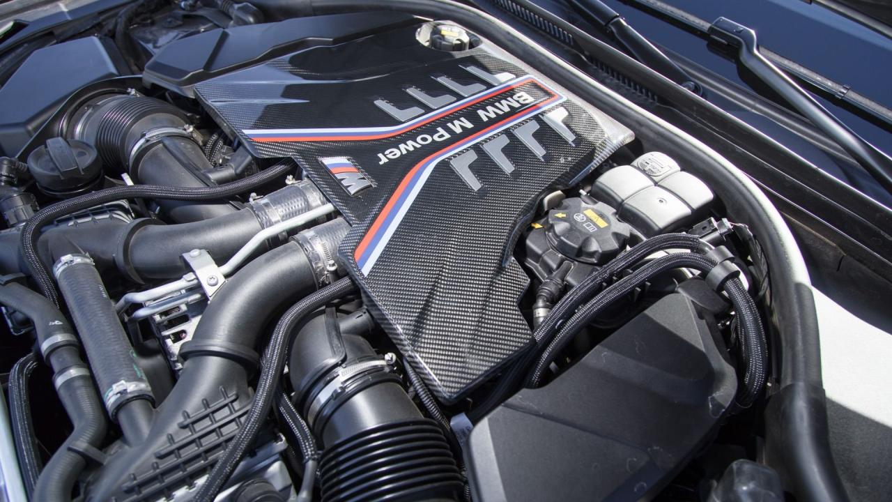 2022 BMW M5 CS
