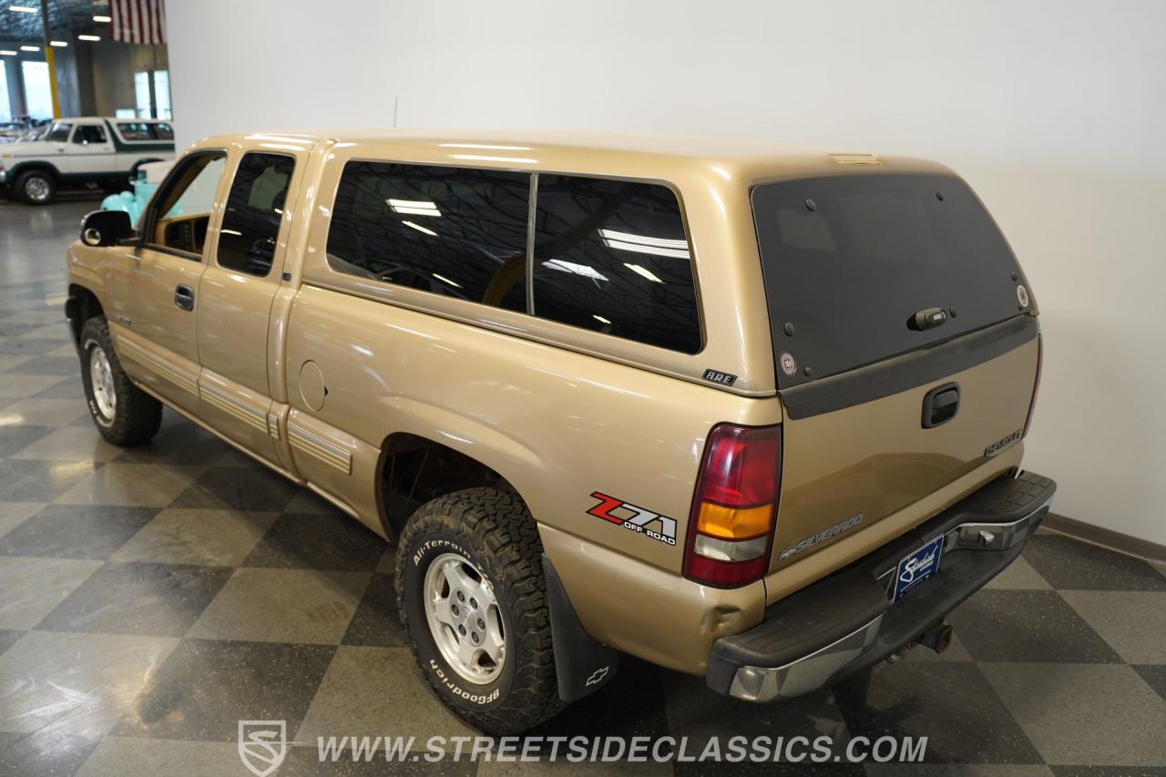 2000 Chevrolet Silverado 1500 LS 4X4 Extended cab