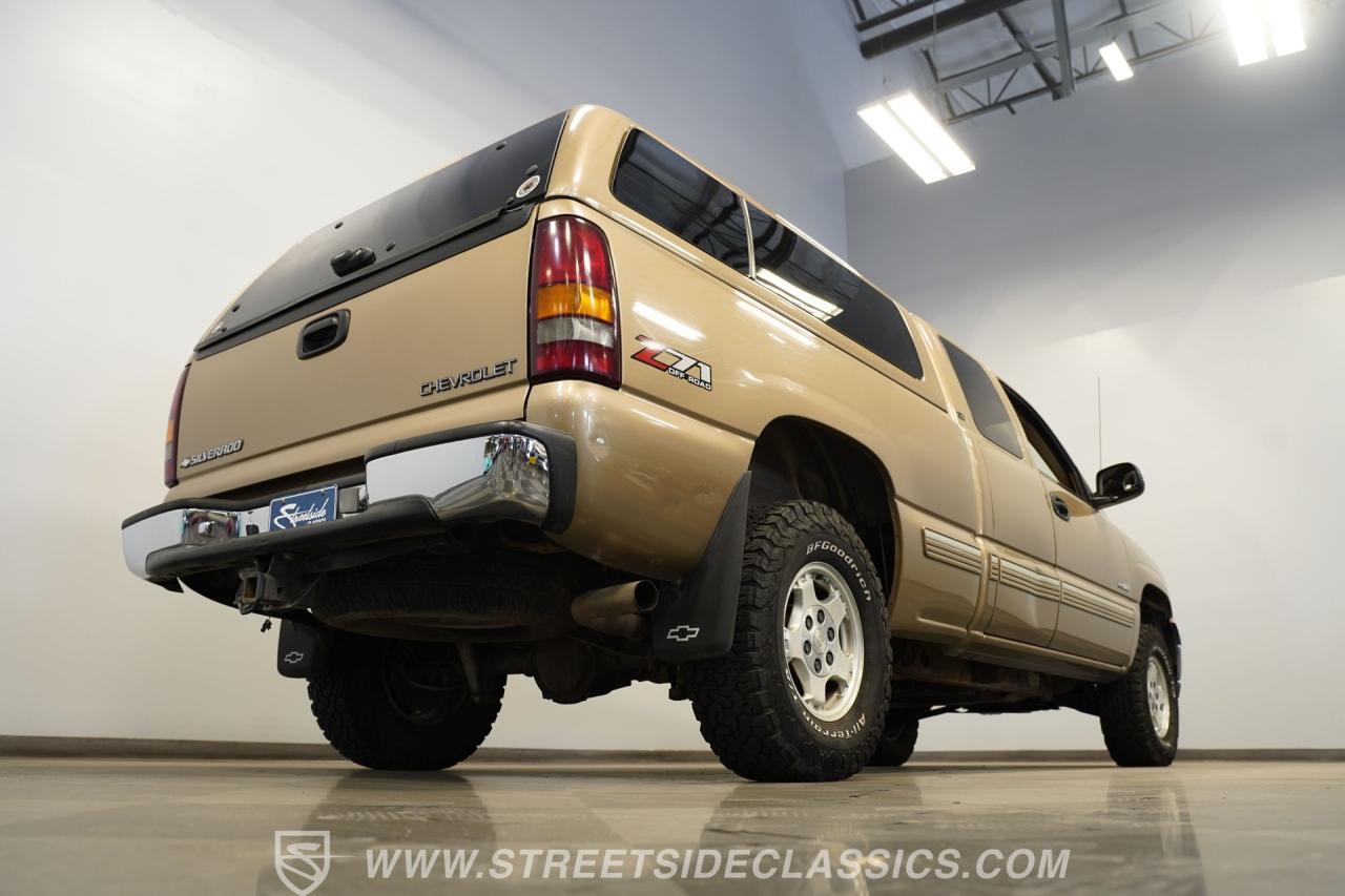 2000 Chevrolet Silverado 1500 LS 4X4 Extended cab
