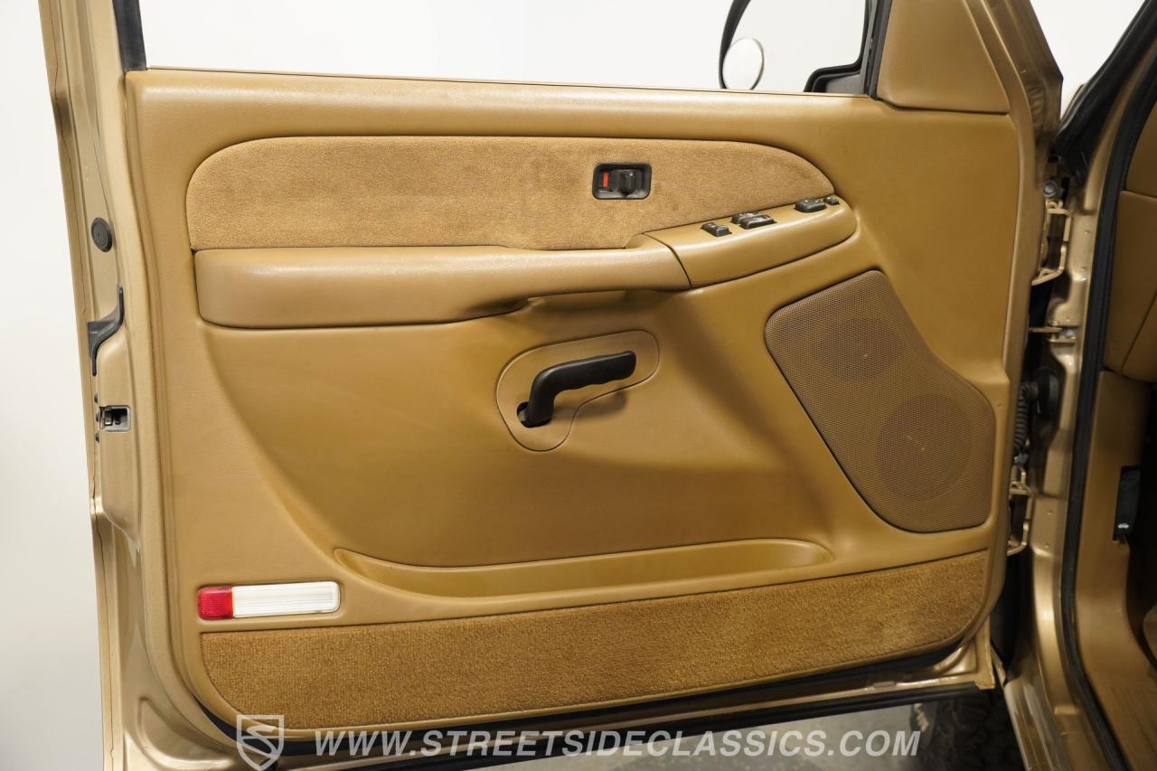 2000 Chevrolet Silverado 1500 LS 4X4 Extended cab