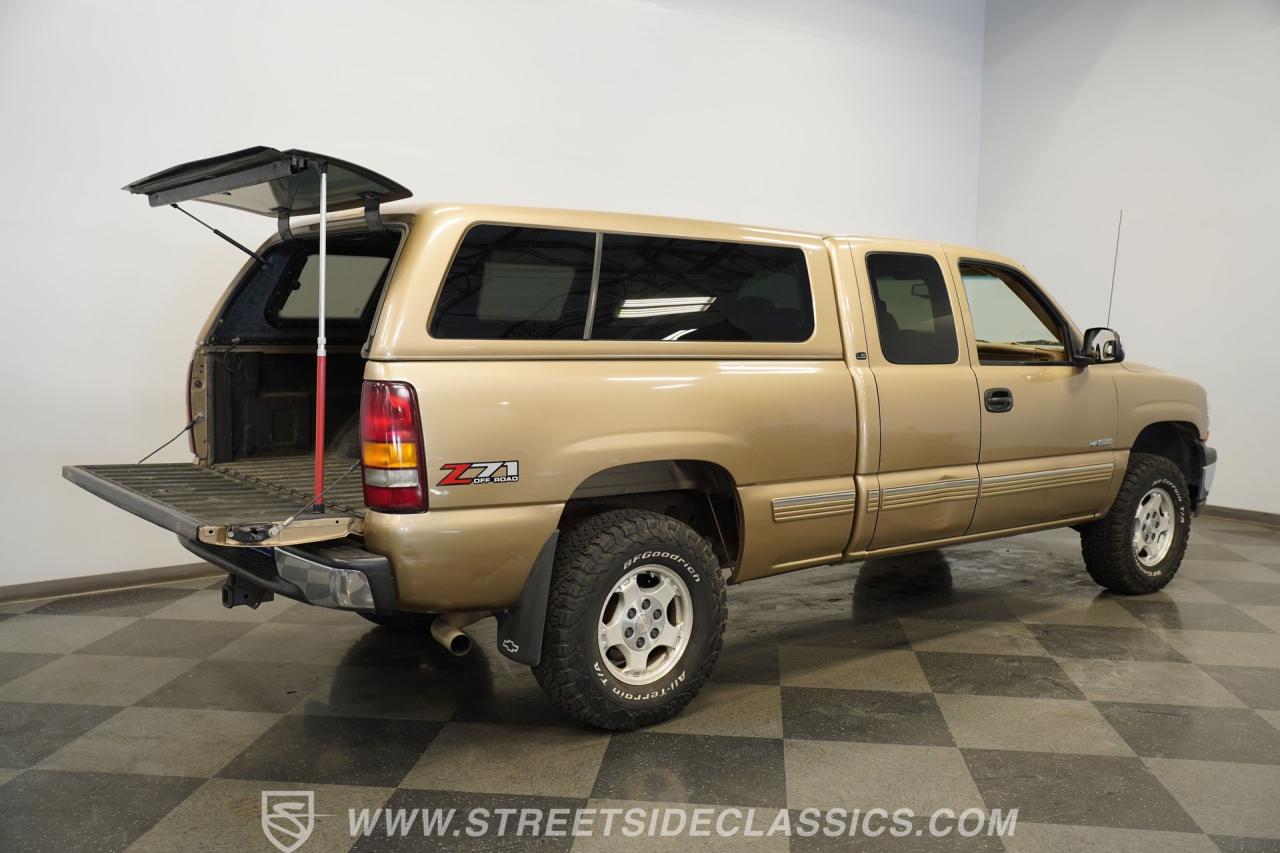 2000 Chevrolet Silverado 1500 LS 4X4 Extended cab