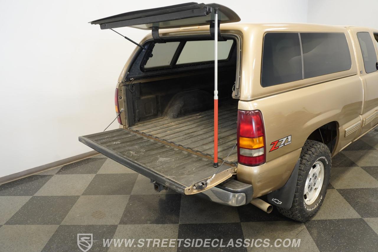 2000 Chevrolet Silverado 1500 LS 4X4 Extended cab