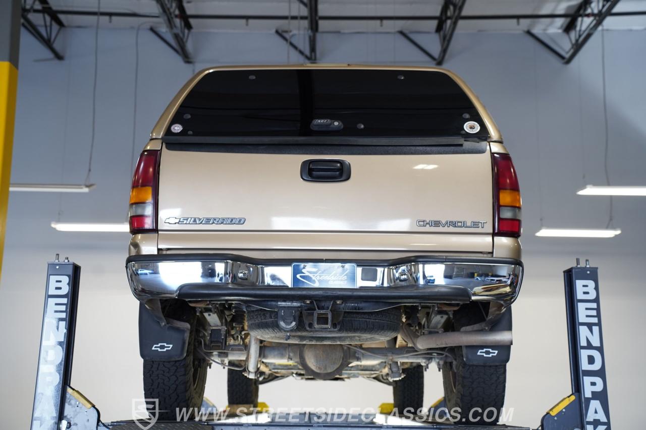 2000 Chevrolet Silverado 1500 LS 4X4 Extended cab