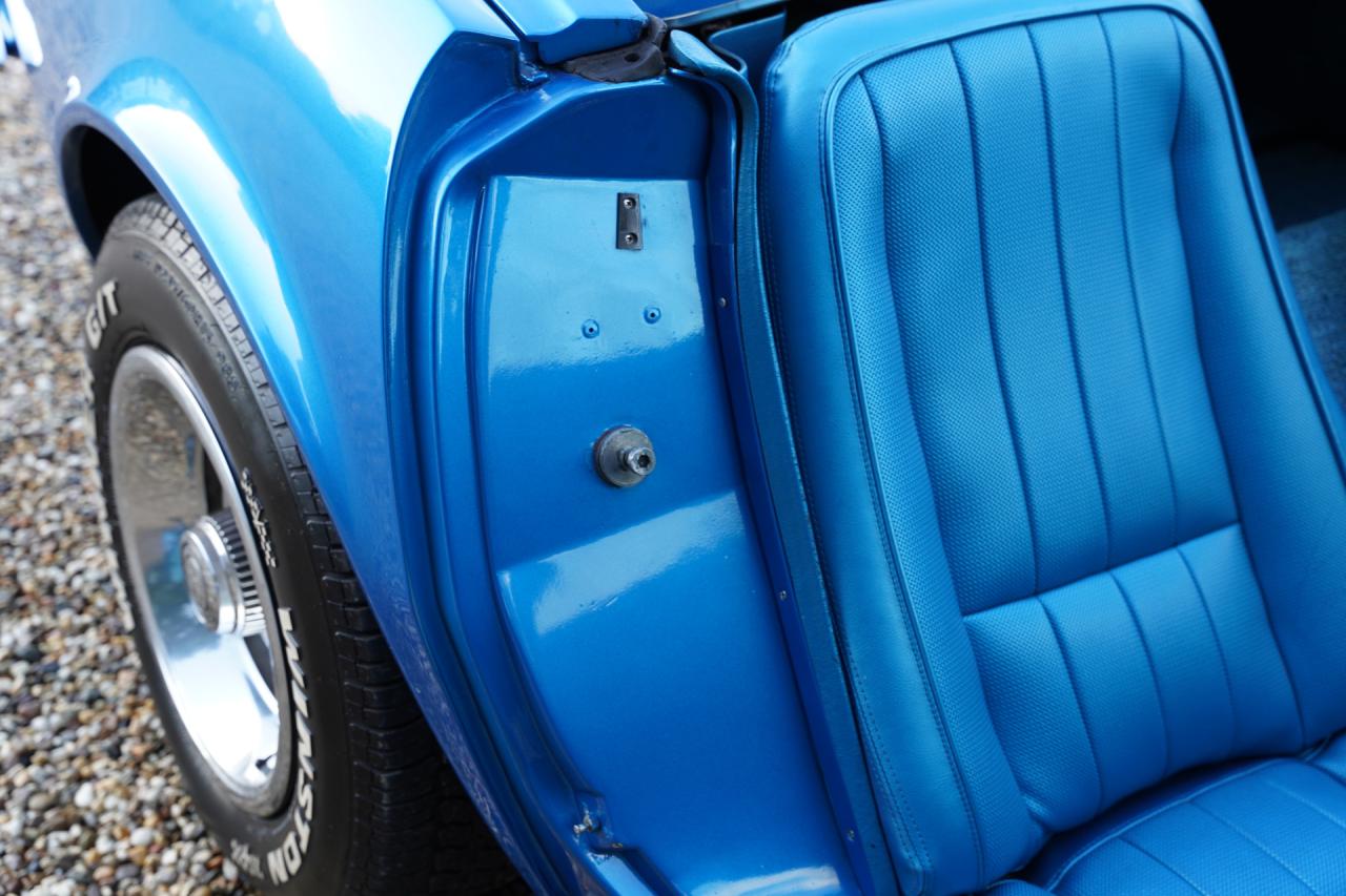 1968 Chevrolet Corvette C3 Convertible 327
