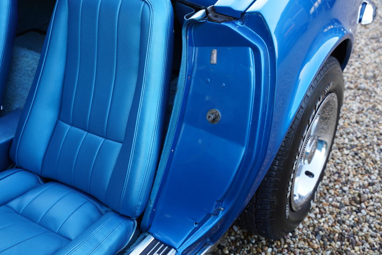 1968 Chevrolet Corvette C3 Convertible 327