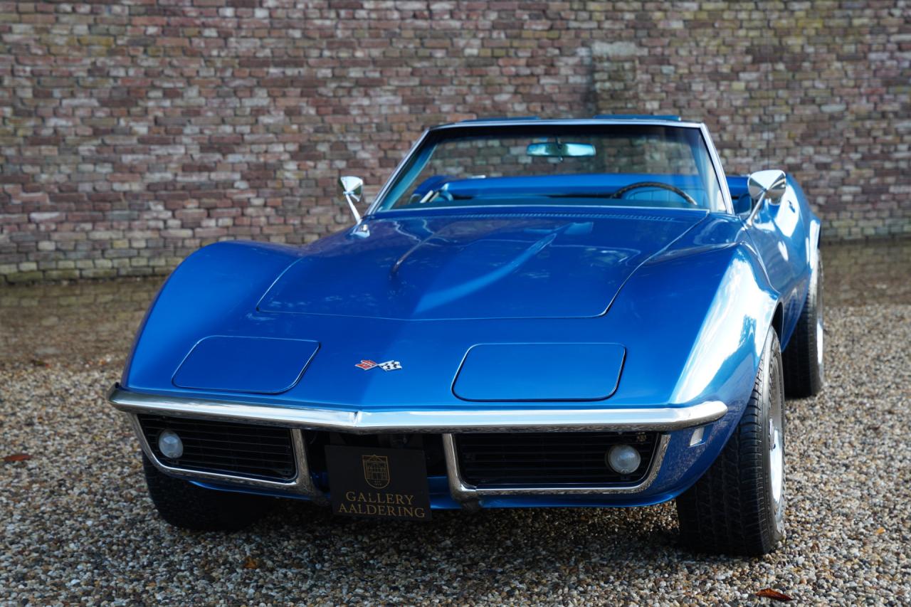 1968 Chevrolet Corvette C3 Convertible 327