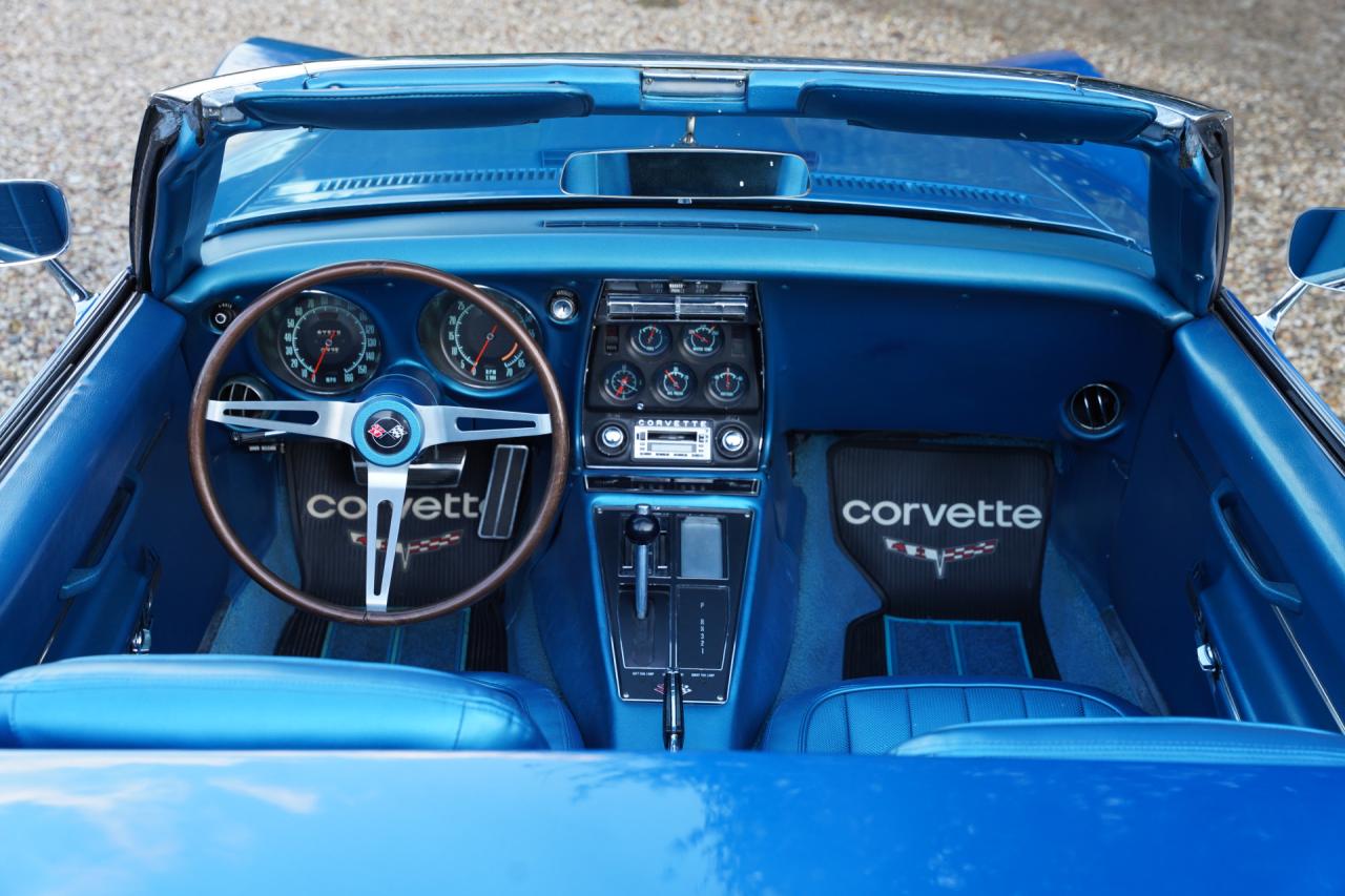 1968 Chevrolet Corvette C3 Convertible 327