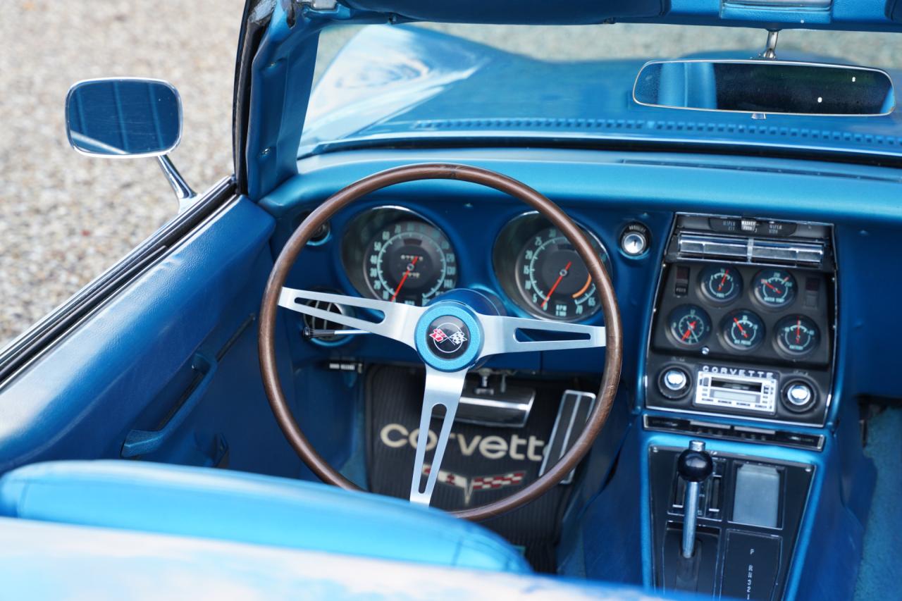 1968 Chevrolet Corvette C3 Convertible 327