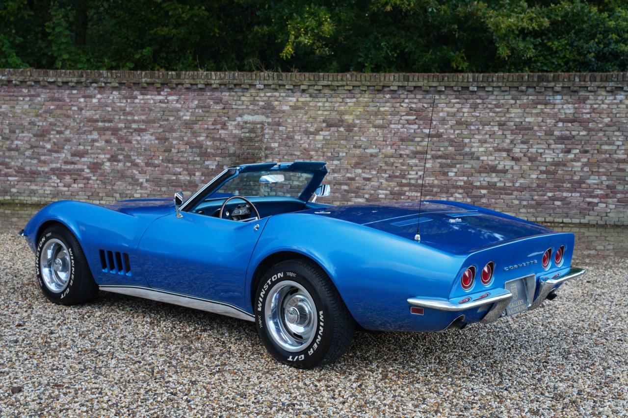 1968 Chevrolet Corvette C3 Convertible 327