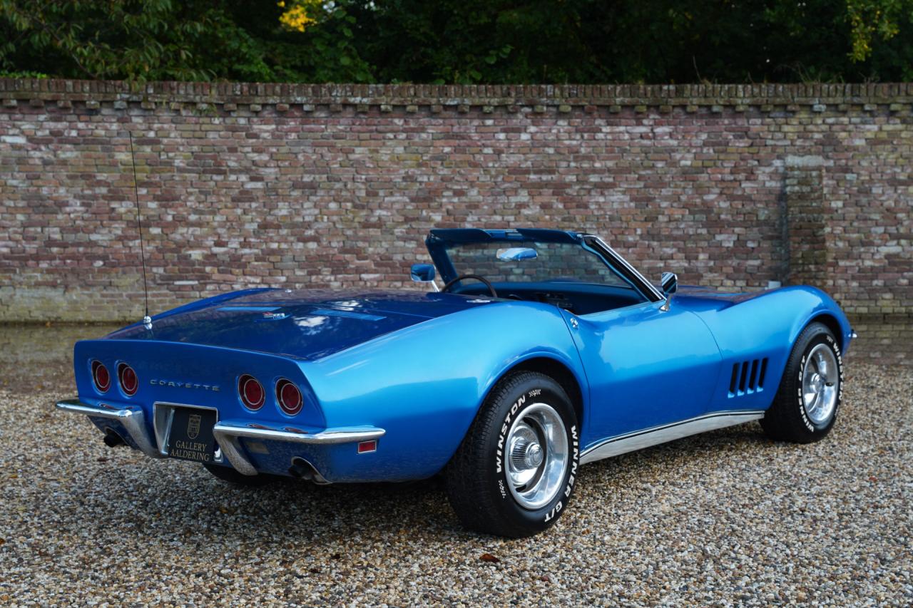 1968 Chevrolet Corvette C3 Convertible 327