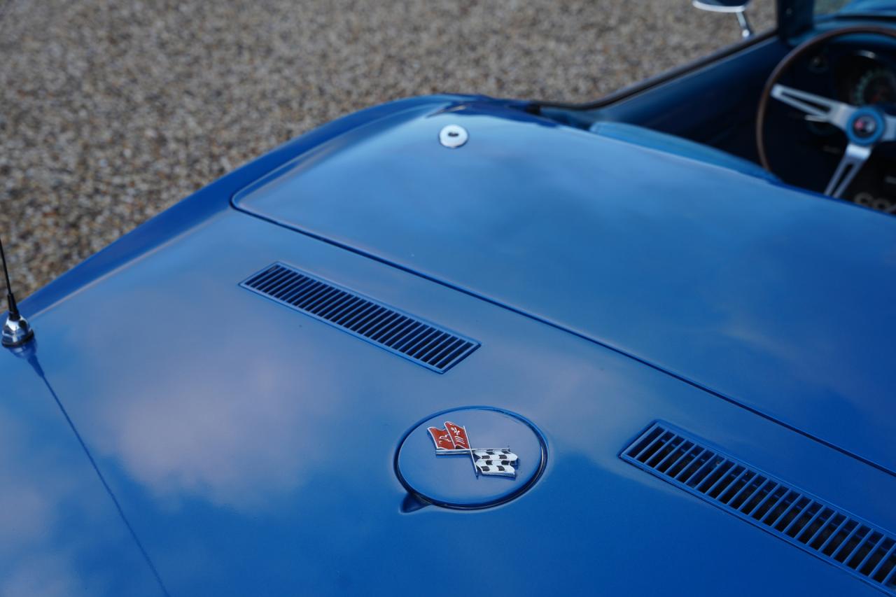 1968 Chevrolet Corvette C3 Convertible 327