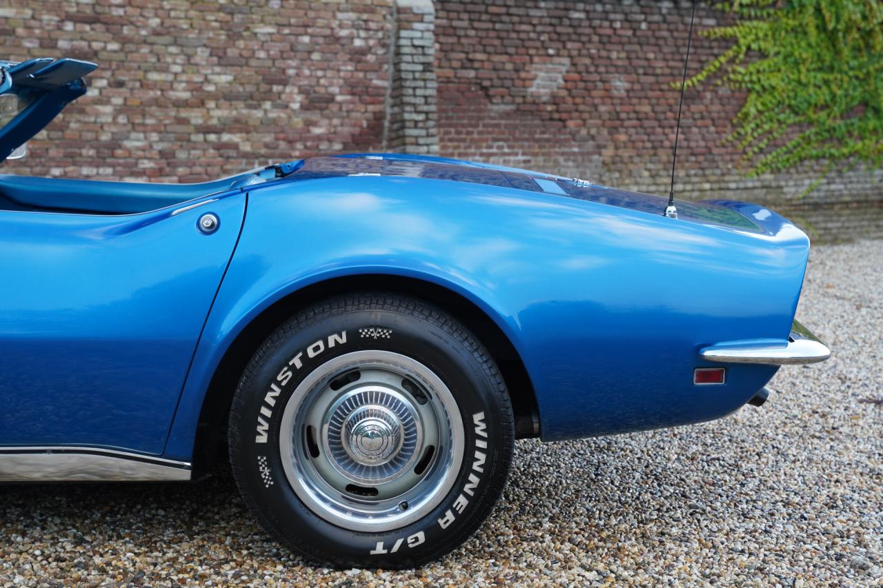 1968 Chevrolet Corvette C3 Convertible 327