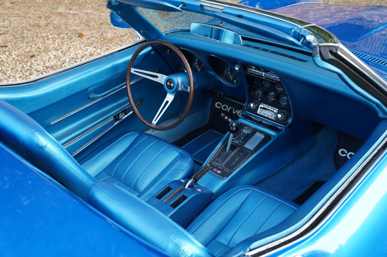1968 Chevrolet Corvette C3 Convertible 327