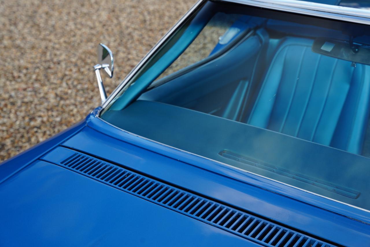1968 Chevrolet Corvette C3 Convertible 327