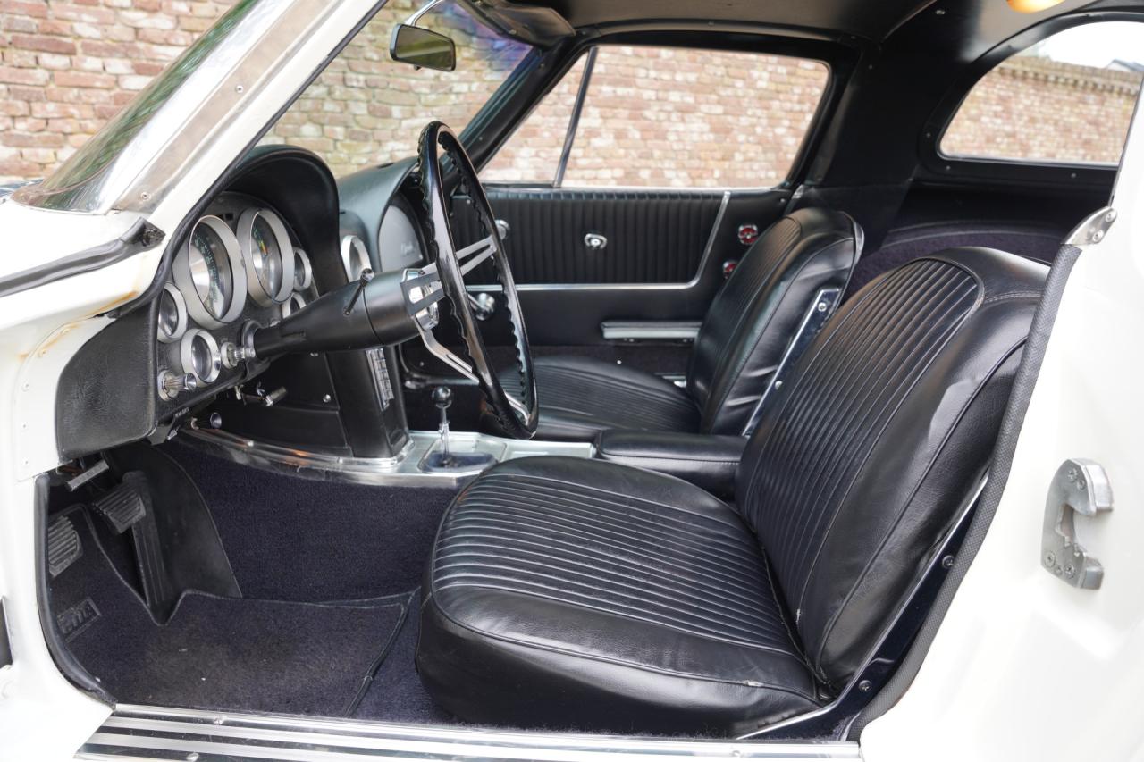 1963 Chevrolet Corvette C2 Sting Ray Split Window