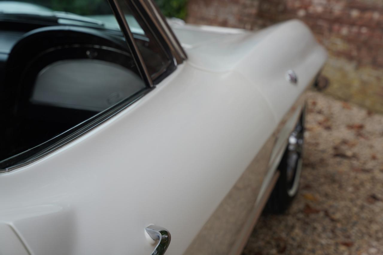 1963 Chevrolet Corvette C2 Sting Ray Split Window