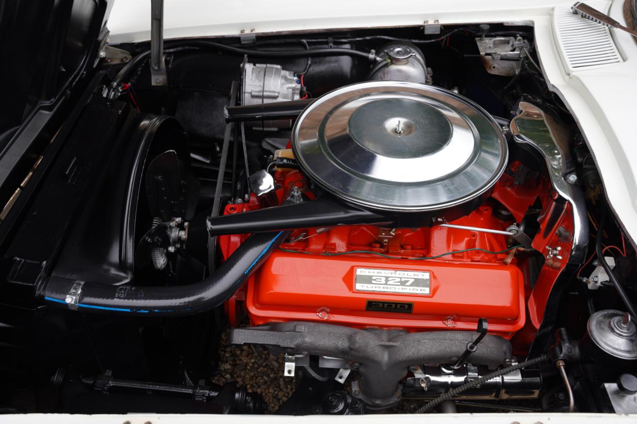 1963 Chevrolet Corvette C2 Sting Ray Split Window