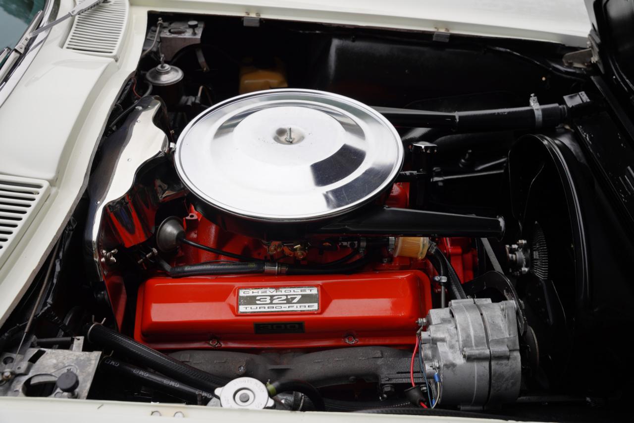 1963 Chevrolet Corvette C2 Sting Ray Split Window