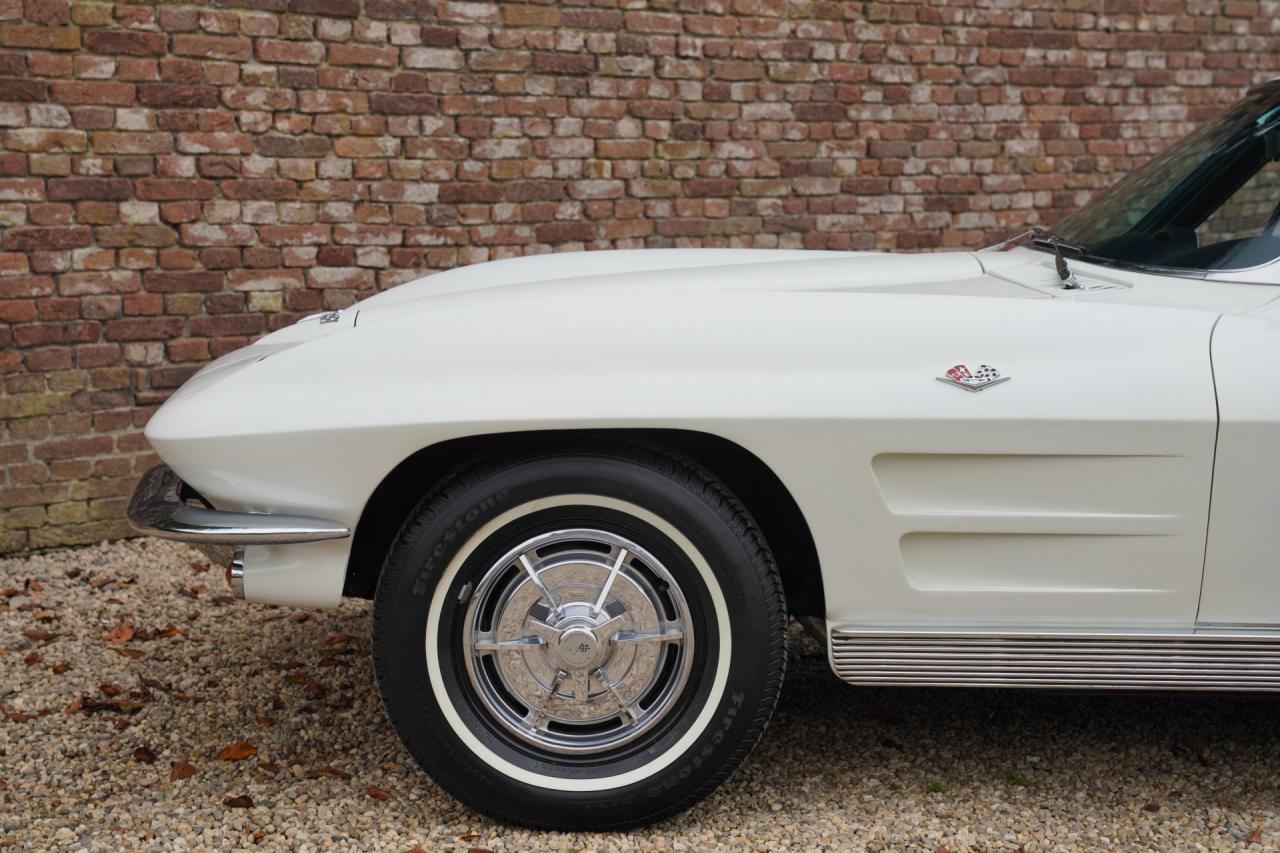 1963 Chevrolet Corvette C2 Sting Ray Split Window
