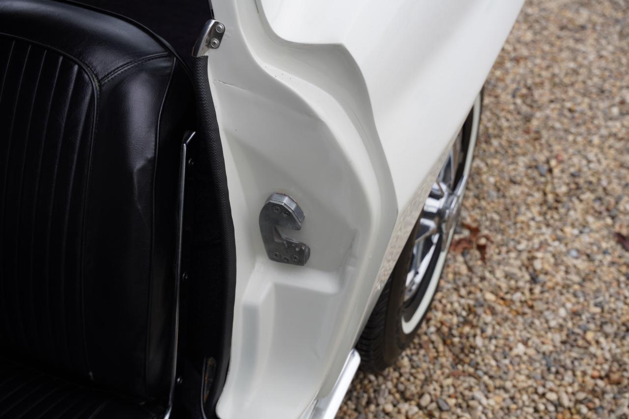 1963 Chevrolet Corvette C2 Sting Ray Split Window