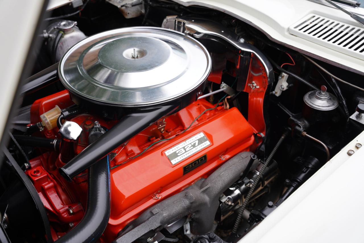 1963 Chevrolet Corvette C2 Sting Ray Split Window
