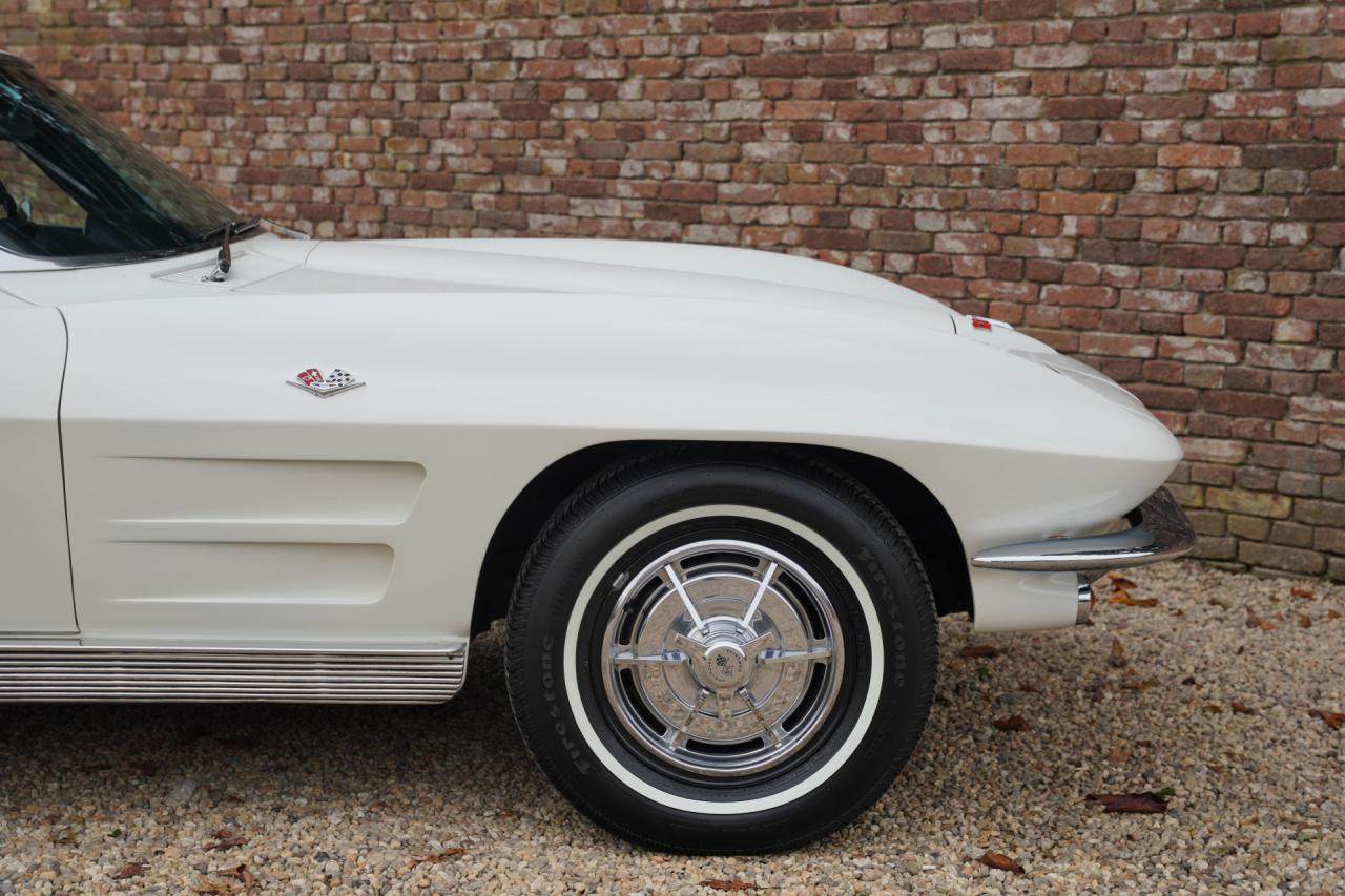 1963 Chevrolet Corvette C2 Sting Ray Split Window