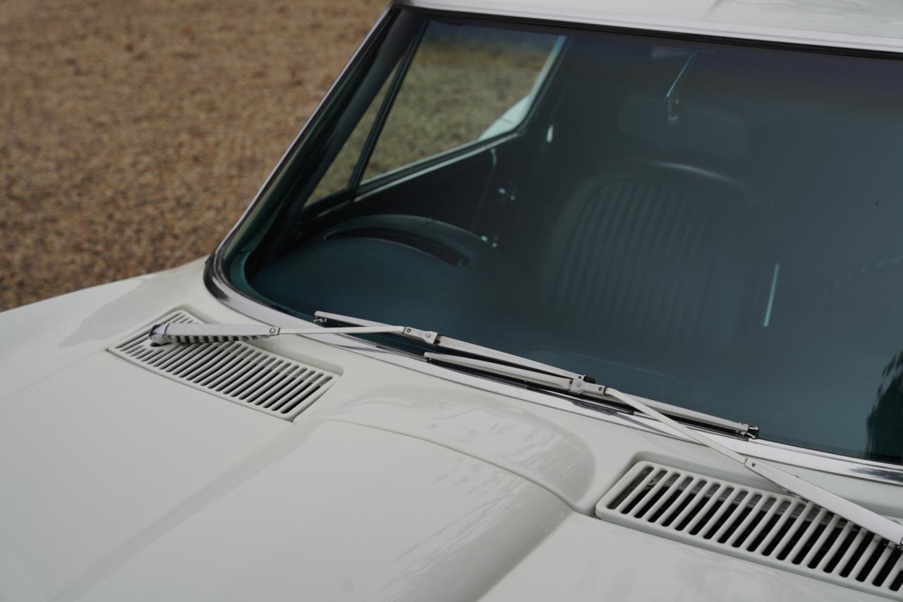 1963 Chevrolet Corvette C2 Sting Ray Split Window