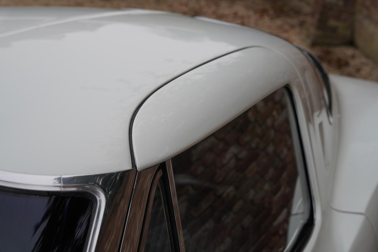 1963 Chevrolet Corvette C2 Sting Ray Split Window