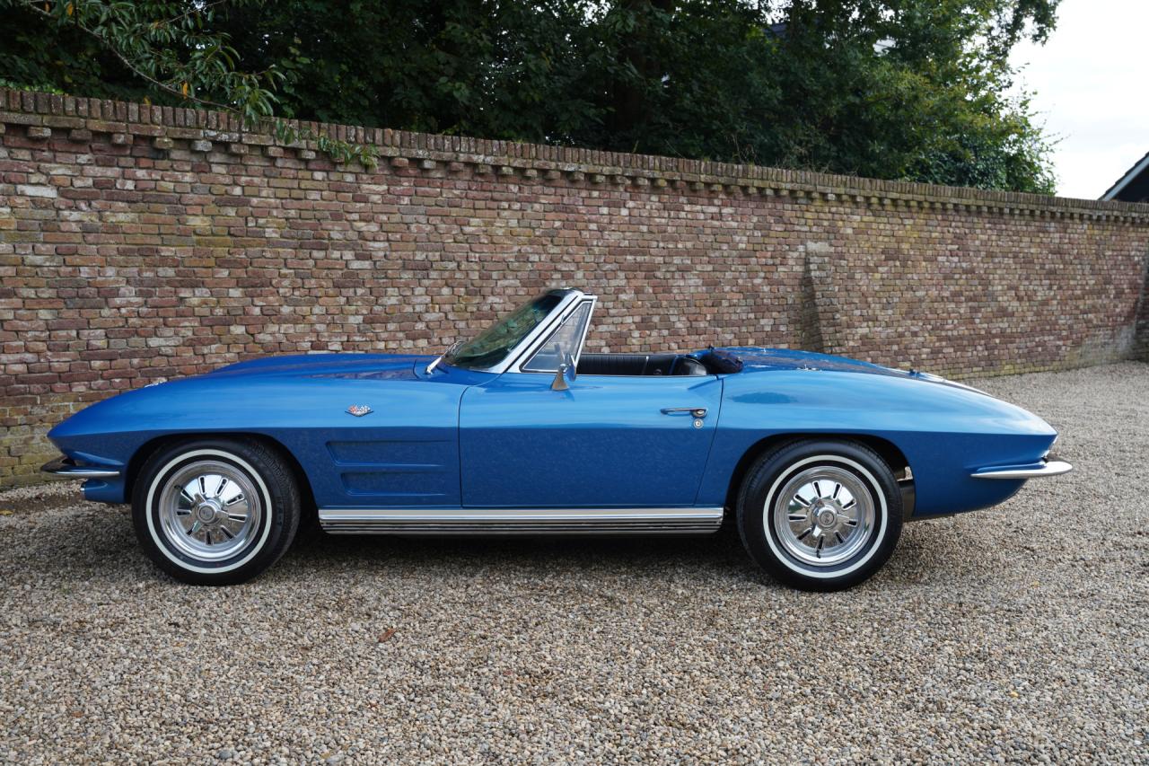 1964 Chevrolet Corvette C2 Sting Ray Convertible