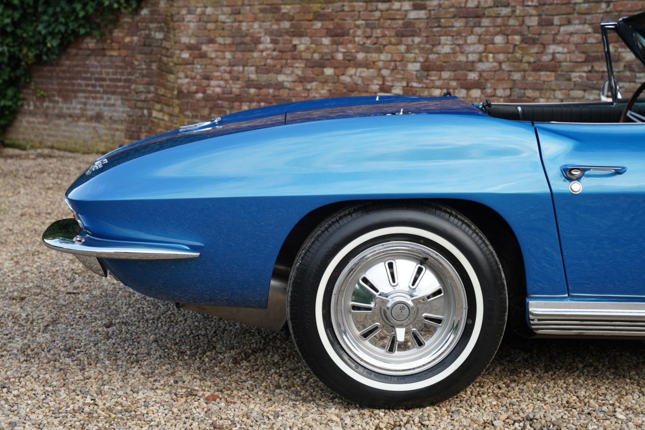 1964 Chevrolet Corvette C2 Sting Ray Convertible