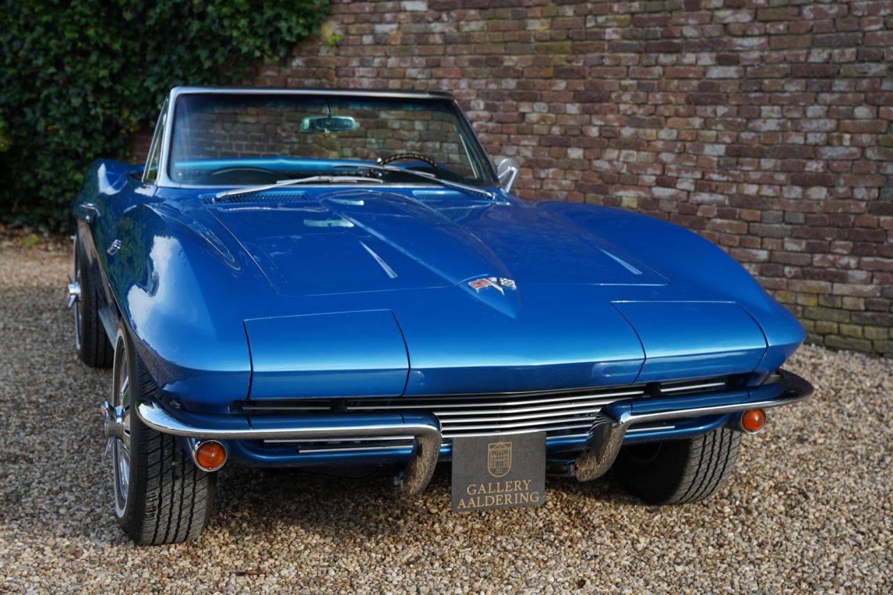 1964 Chevrolet Corvette C2 Sting Ray Convertible