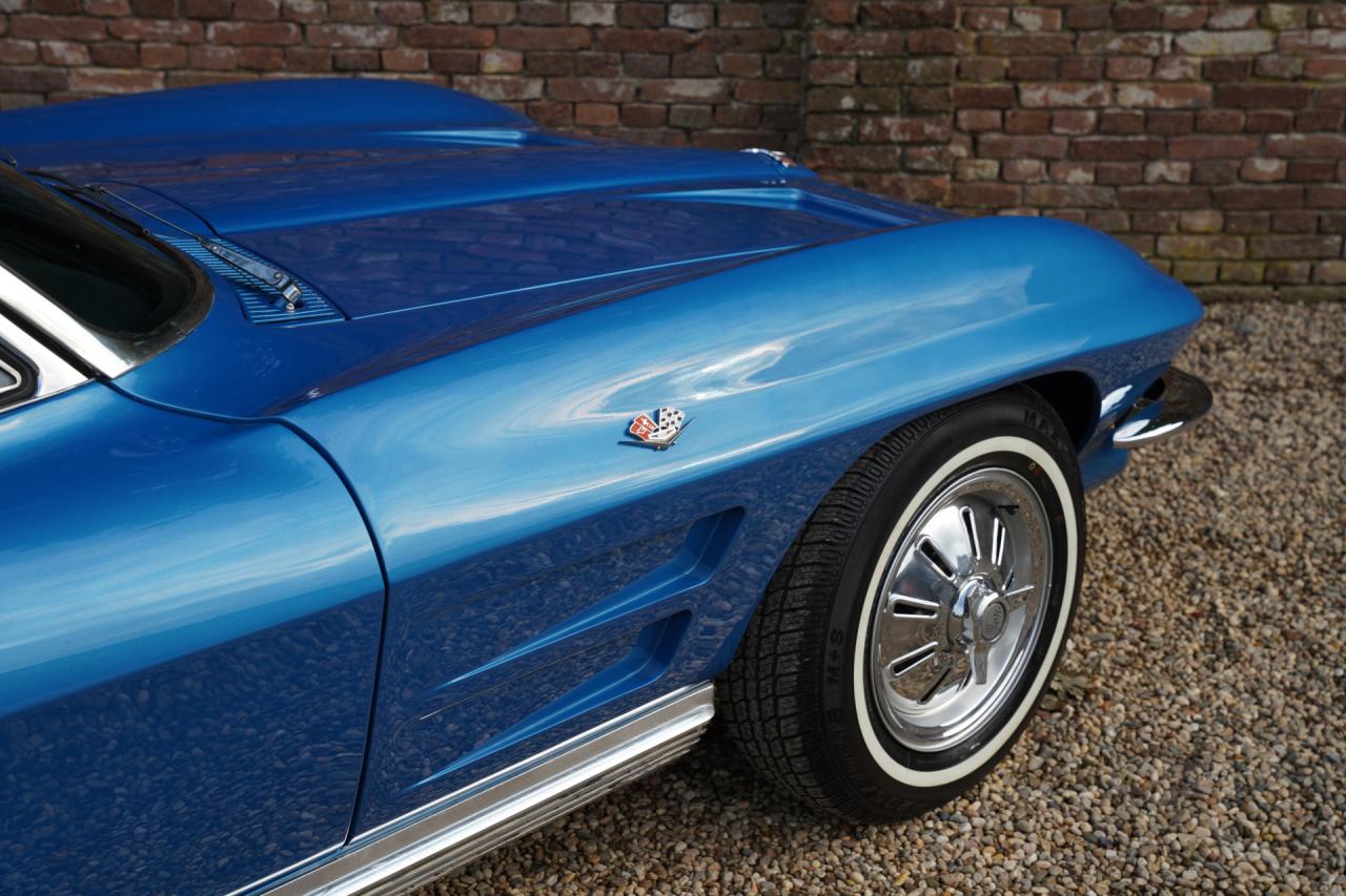 1964 Chevrolet Corvette C2 Sting Ray Convertible