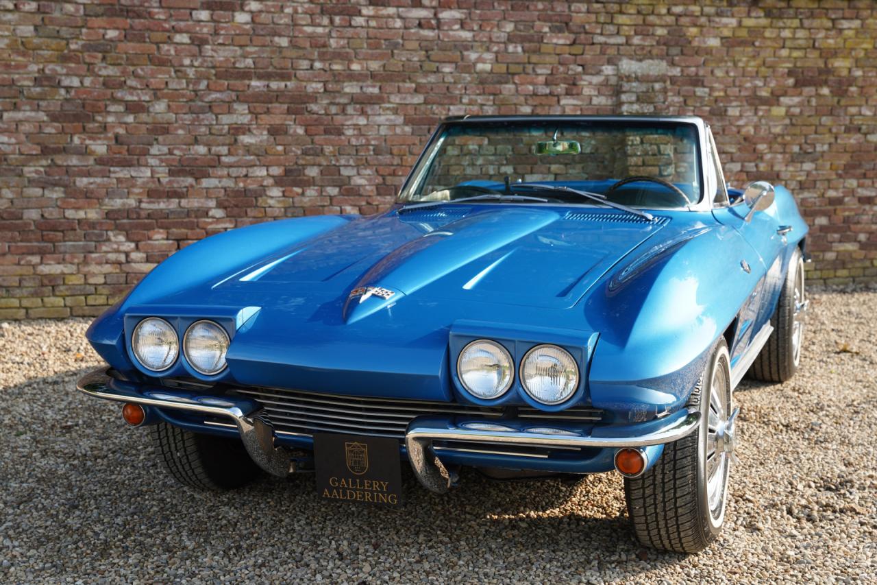1964 Chevrolet Corvette C2 Sting Ray Convertible